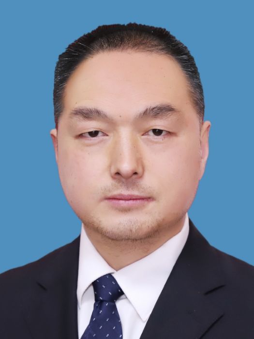 吳平(陝西省安康瀛湖生態旅遊區黨工委委員、管委會副主任) 吳平(陝西省安康瀛湖生態旅遊區黨工委委員、管委會副主任)