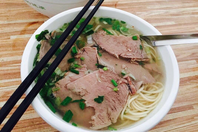 牛肉清湯麵 牛肉清湯麵