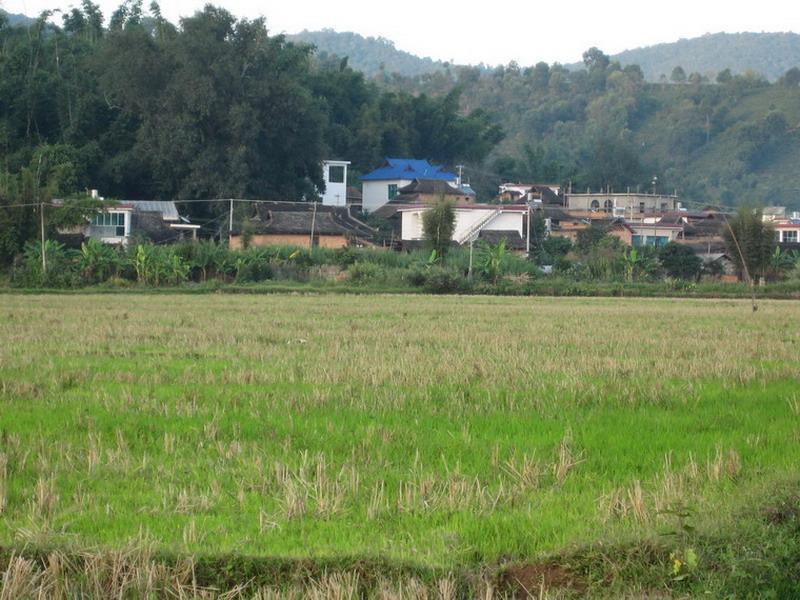 曼光二村 曼光二村