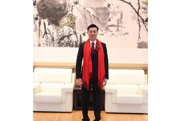 李海堅(金時科技董事長,董事) 李海堅(金時科技董事長,董事)