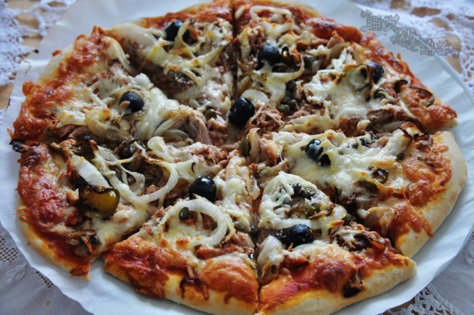 鮪魚橄欖披薩