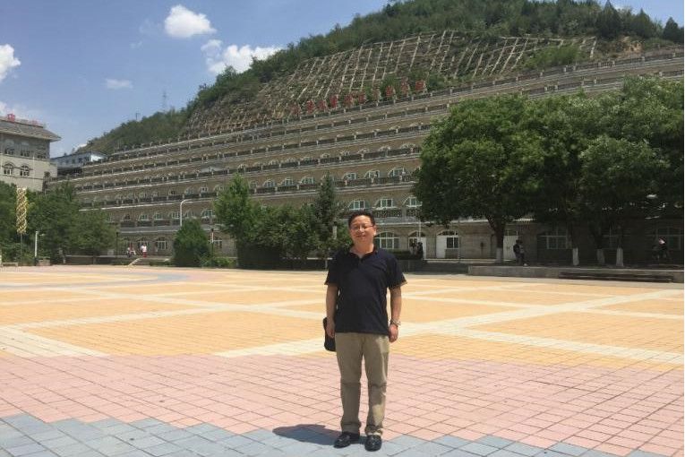 劉鵬輝(寶雞文理學院人事處處長) 劉鵬輝(寶雞文理學院人事處處長)