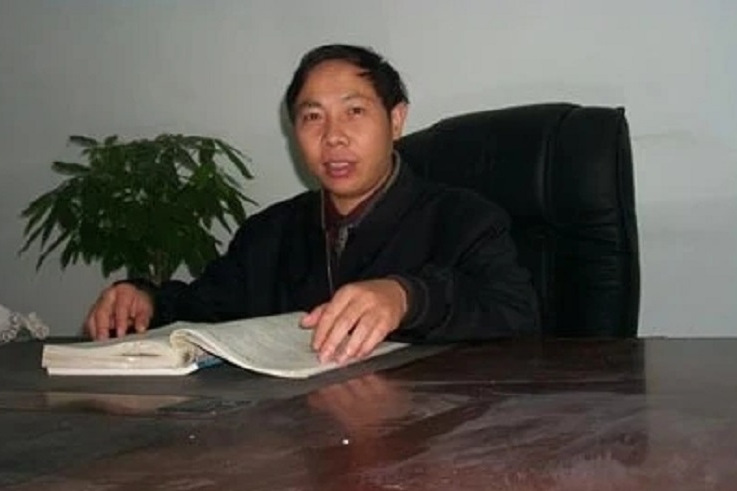 黃榮新(武岡一中教學副校長) 黃榮新(武岡一中教學副校長)