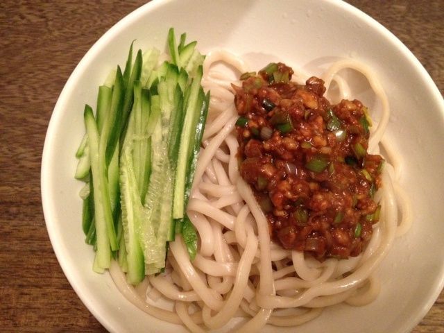 天貝炸醬麵 天貝炸醬麵