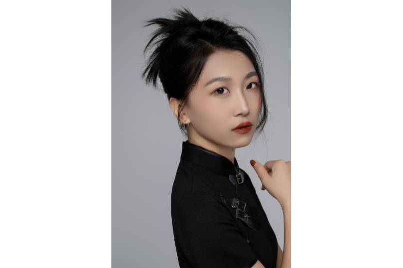 李雅琦(中國女性配音演員) 李雅琦(中國女性配音演員)