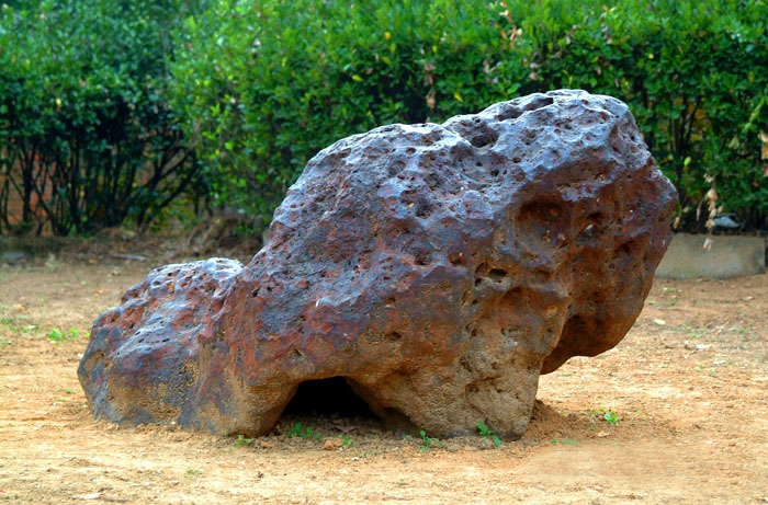 鐵牛隕石
