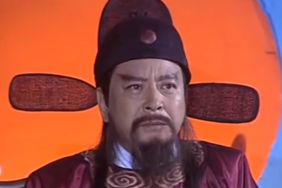 何正杰(古裝電視劇《龍游天下》中的角色) 何正杰(古裝電視劇《龍游天下》中的角色)