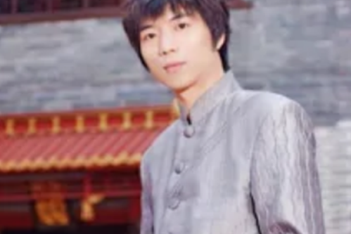 陳瑞強(紅田山房雕刻師) 陳瑞強(紅田山房雕刻師)