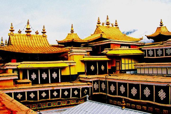 金頂(藏族建築裝飾和建築風格) 金頂(藏族建築裝飾和建築風格)