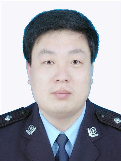 丁國強(山東省濰坊市公安局濰城分局局長、督察長)