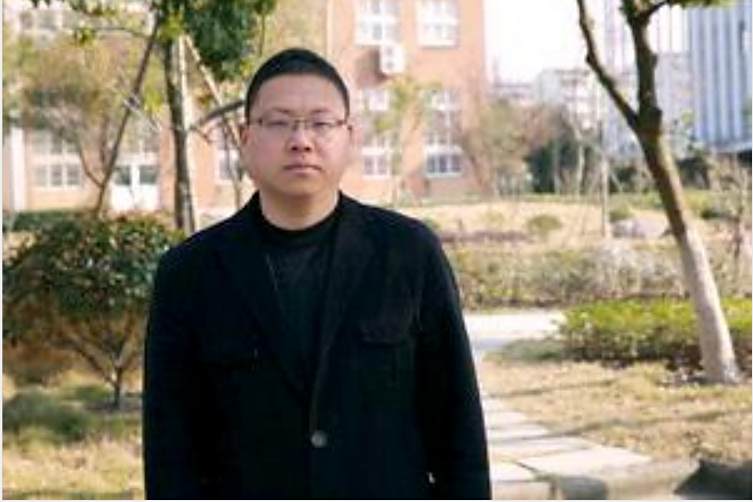 王廷(寧波大學科學技術學院黨委委員、院長助理) 王廷(寧波大學科學技術學院黨委委員、院長助理)