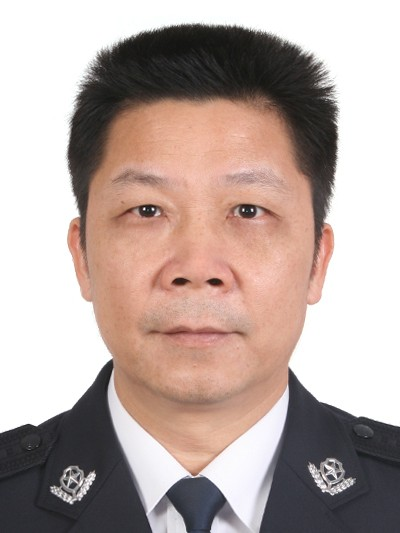 劉德山(廣西壯族自治區玉林市公安局副局長) 劉德山(廣西壯族自治區玉林市公安局副局長)