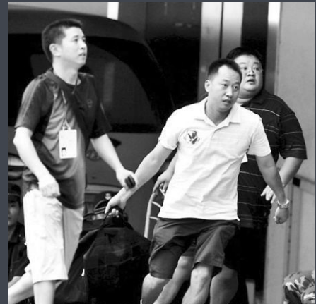 撞衫門事件 撞衫門事件