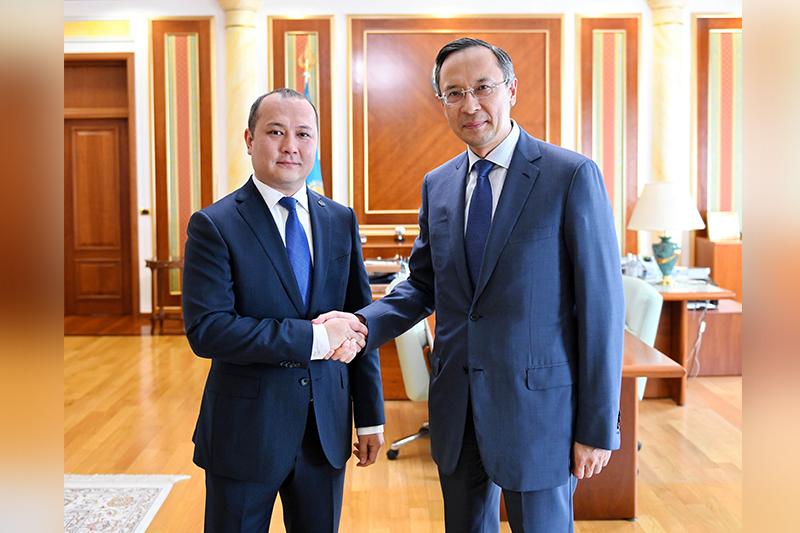 大會秘書長與哈薩克斯坦外長