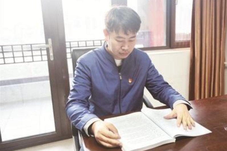 黃鑫(北京京燕水務有限公司行政辦公室副主任) 黃鑫(北京京燕水務有限公司行政辦公室副主任)