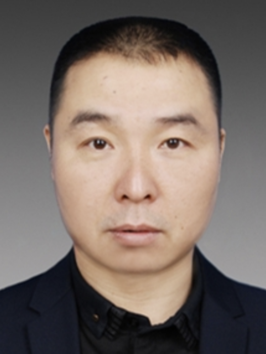 葉偉強(浙江省溫州市龍灣區經信局黨組書記、局長) 葉偉強(浙江省溫州市龍灣區經信局黨組書記、局長)