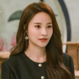 丁婧(電視劇《冬至》中的女配角,由林樂炫飾演) 丁婧(電視劇《冬至》中的女配角,由林樂炫飾演)