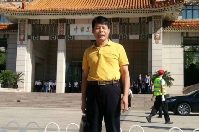 吳俊明(中國畫家,廣東省潮州市人) 吳俊明(中國畫家,廣東省潮州市人)