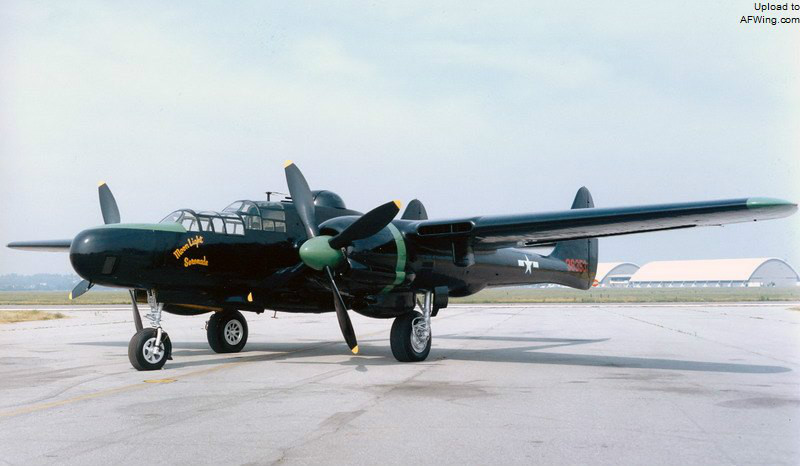 博物館P-61C-1-NO 43-8353