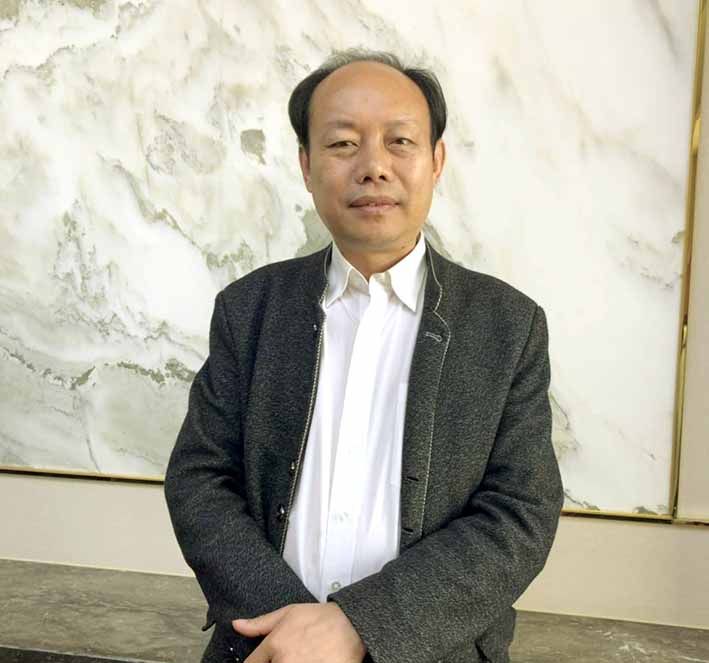 徐春光(河南省工藝美術大師) 徐春光(河南省工藝美術大師)