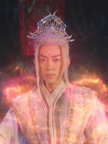 龍主