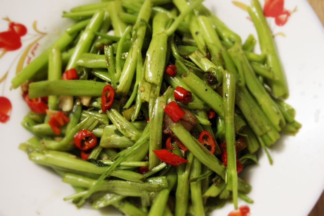 通菜青椒絲 通菜青椒絲