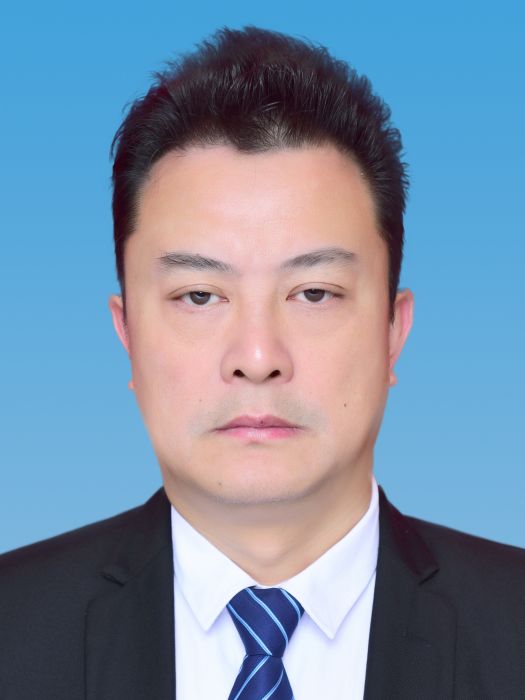 喬良(重慶市永川區中山路街道辦事處副主任) 喬良(重慶市永川區中山路街道辦事處副主任)