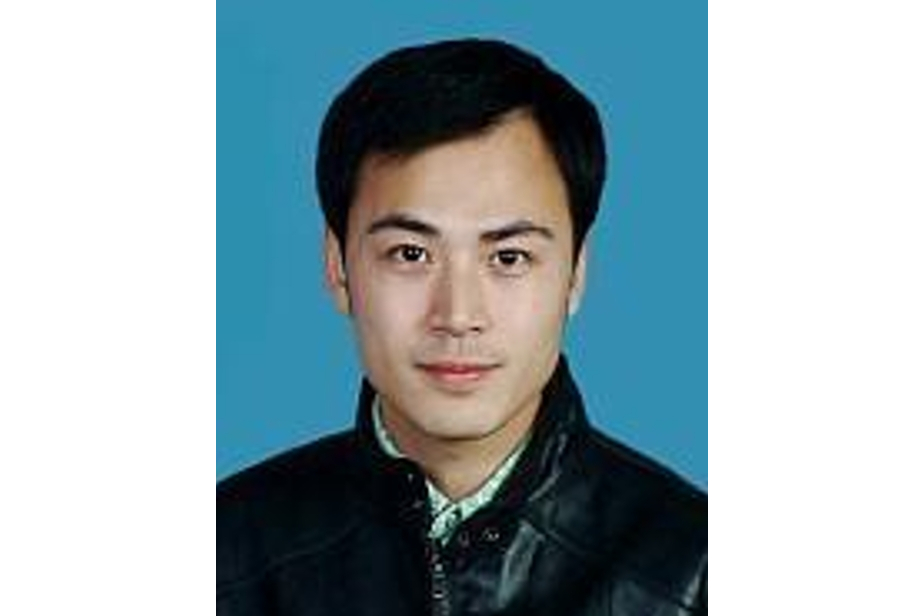 王洋(上海戲劇學院表演系講師) 王洋(上海戲劇學院表演系講師)