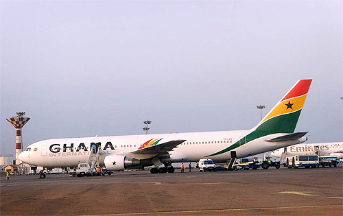 加納航空