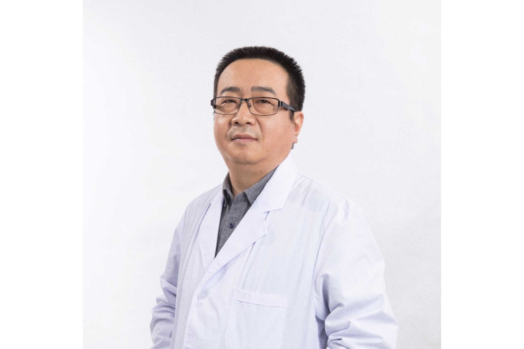 張龍生(北京中醫藥大學東直門醫院主任醫師)