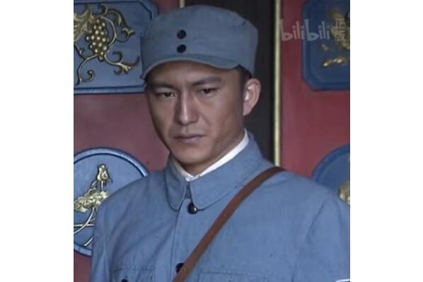 李德華(電視劇《掩不住的陽光》中的角色) 李德華(電視劇《掩不住的陽光》中的角色)
