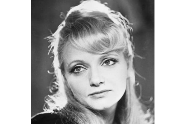 Anna Seniuk Anna Seniuk