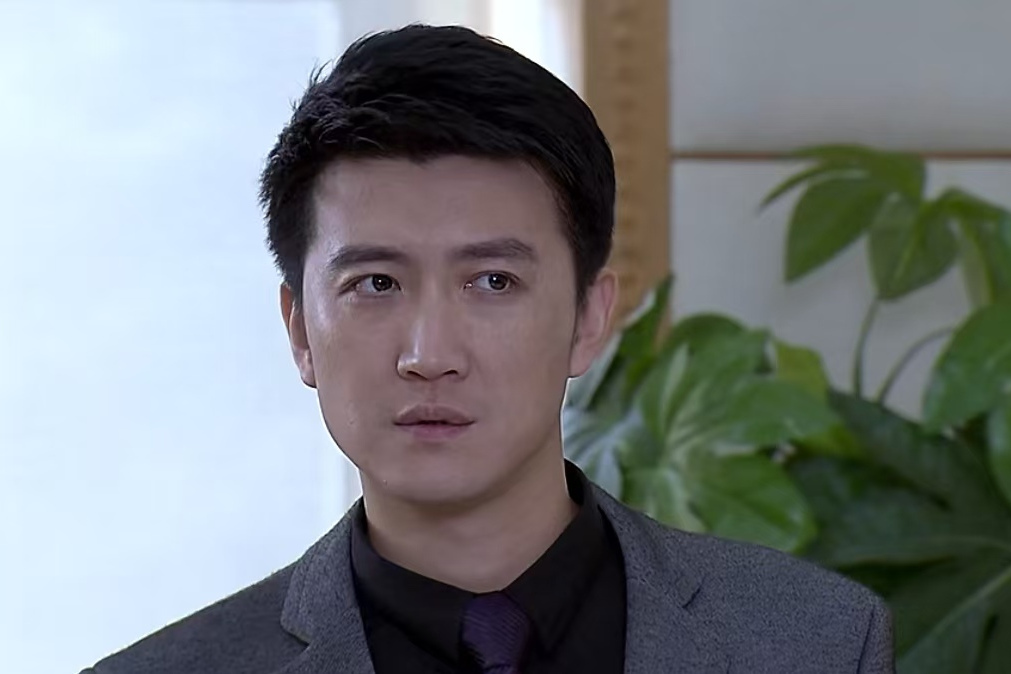 李澤(家庭劇《幸福就好》中的角色) 李澤(家庭劇《幸福就好》中的角色)