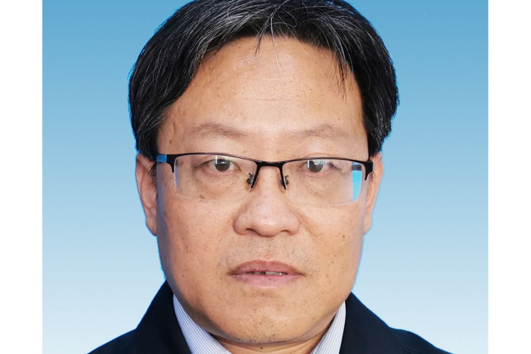 李葉飛(臨沂市臨沭縣北城實驗學校黨支部書記、校長) 李葉飛(臨沂市臨沭縣北城實驗學校黨支部書記、校長)