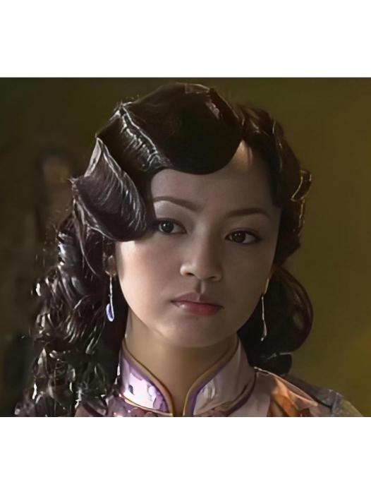 袁園(《紙醉金迷》中的女性角色) 袁園(《紙醉金迷》中的女性角色)