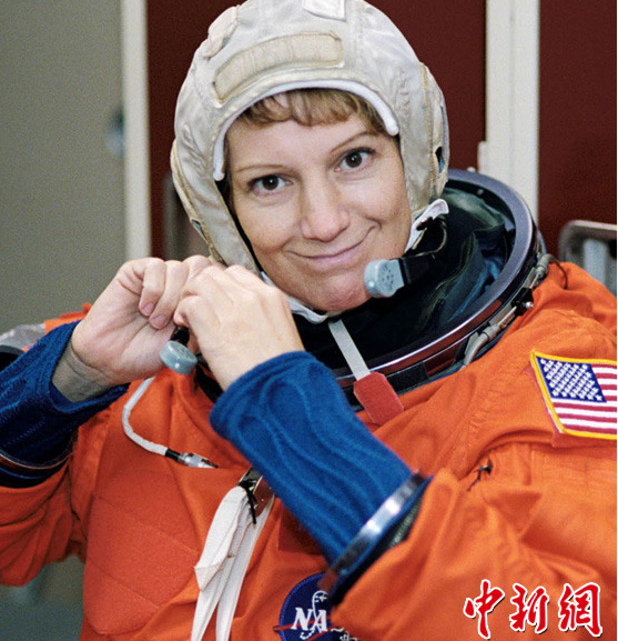 第一位太空梭女機長：艾琳·瑪麗·柯林斯