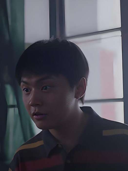 小道(電視劇《珠光賓館》中的主要角色) 小道(電視劇《珠光賓館》中的主要角色)