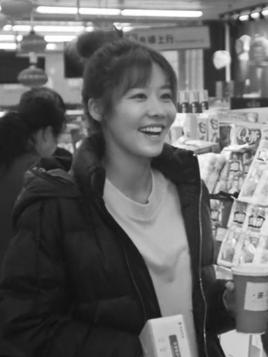 李佳琪(情感電影《世間有她》中的角色) 李佳琪(情感電影《世間有她》中的角色)