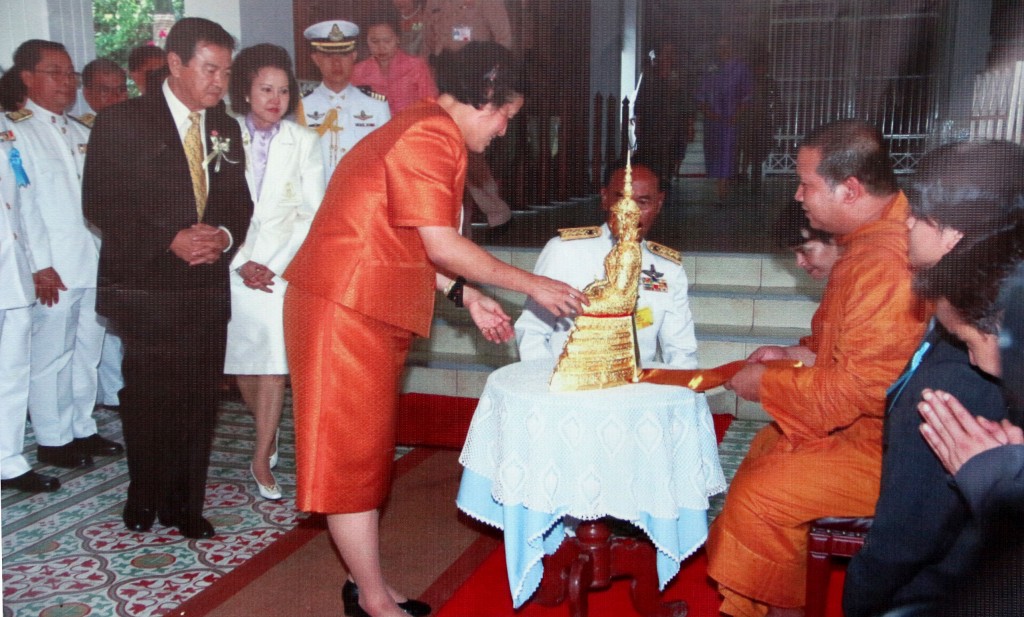 泰國皇室拜見龍婆對