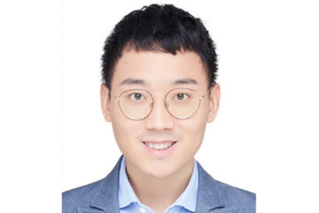 何陽(雲南大學民族政治研究院副教授) 何陽(雲南大學民族政治研究院副教授)