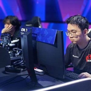 周一(中國《刀塔2》職業選手) 周一(中國《刀塔2》職業選手)