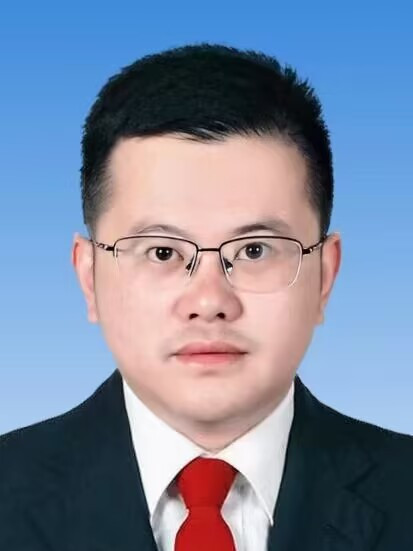 呂劍鋒(安徽省黃山市歙縣獅石鄉黨委副書記、鄉長) 呂劍鋒(安徽省黃山市歙縣獅石鄉黨委副書記、鄉長)