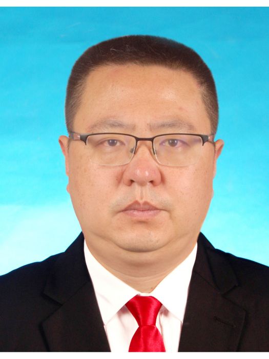 劉昊(重慶市萬州區高峰街道黨工委委員、武裝部長、辦事處副主任) 劉昊(重慶市萬州區高峰街道黨工委委員、武裝部長、辦事處副主任)