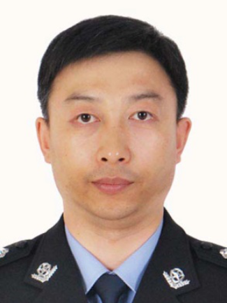 王旭東(吉林省遼源市公安局三級高級警長)