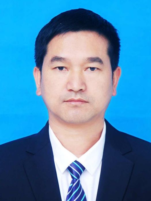 徐平(四川省崇州市退役軍人事務局黨組書記、局長) 徐平(四川省崇州市退役軍人事務局黨組書記、局長)