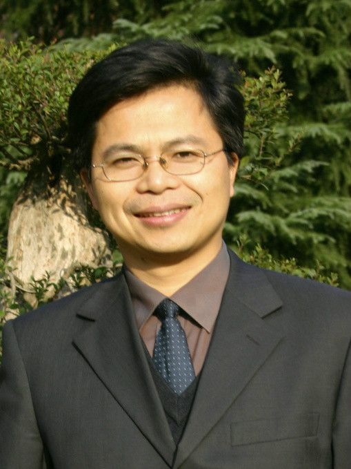 彭忠益 彭忠益