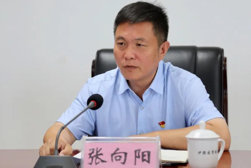 張向陽(洛陽市經開區黨工委副書記、管委會主任) 張向陽(洛陽市經開區黨工委副書記、管委會主任)