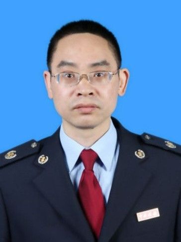 陳群(雲南省楚雄彝族自治州永仁縣稅務局黨委書記、局長) 陳群(雲南省楚雄彝族自治州永仁縣稅務局黨委書記、局長)