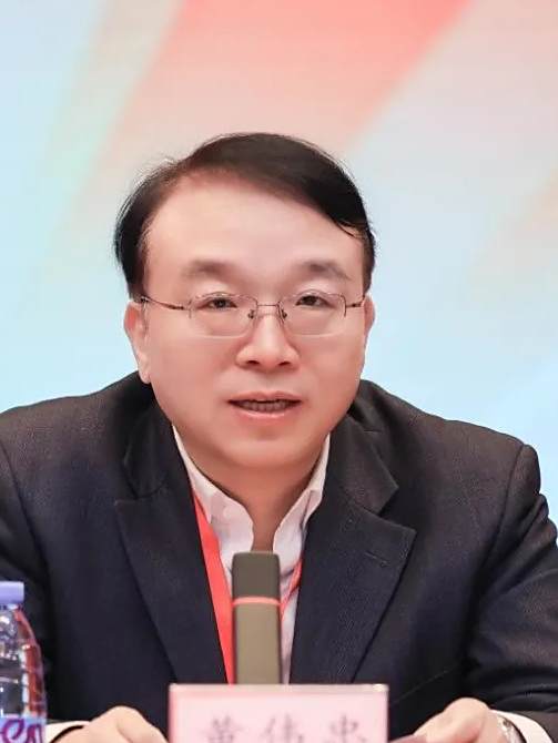黃偉忠(中國獸醫藥品監察所所長) 黃偉忠(中國獸醫藥品監察所所長)