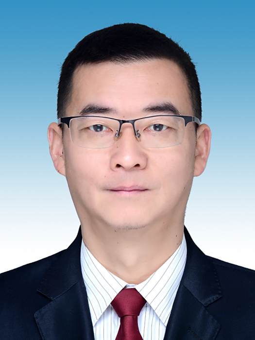 肖崗(四川省金堂縣地方志編纂中心副主任,一級主任科員) 肖崗(四川省金堂縣地方志編纂中心副主任,一級主任科員)